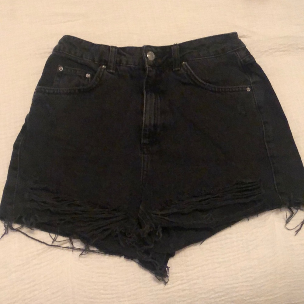 MOVING SALE Black distressed jean shorts